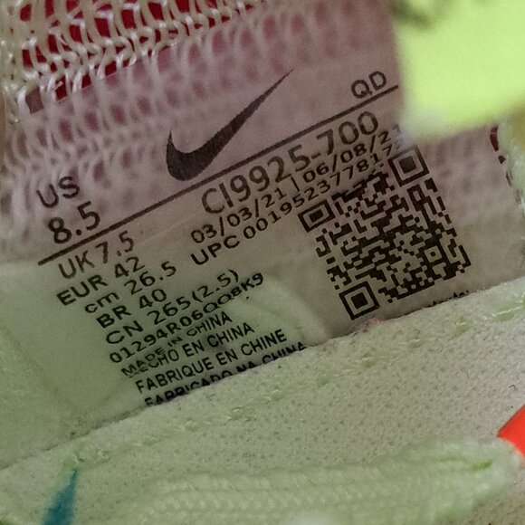 %Nike Air Zoom Alphafly Next% Size 8.5 Men Carbon Race Barely Volt A 15 main image 9